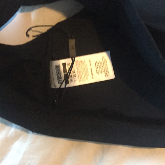 NWT Gymshark V Neck Training Sports Bra - Picture 7 of 7